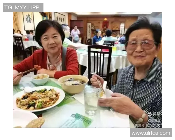 足球明星将全部财富留给母亲展现亲情与责任感的感人故事